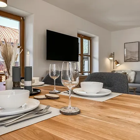 Alpinestay #1 - Fuer 6 - Bergblick, Balkon, Kamin, Kino, Yoga, Parkplatz Garmisch-Partenkirchen