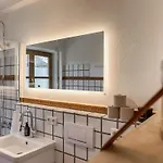 Alpinestay #1 - Fuer 6 - Bergblick, Balkon, Kamin, Kino, Yoga, Parkplatz Garmisch-Partenkirchen