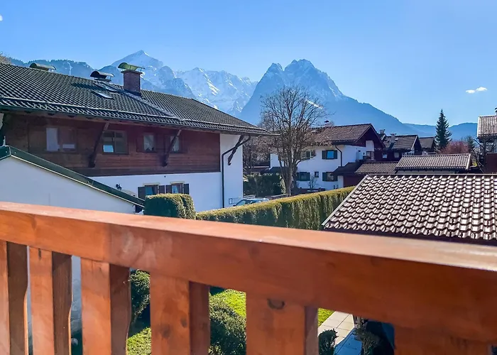 Für 6 - Bergblick, Balkon, Kamin, Kino, Yoga, Parkplatz *