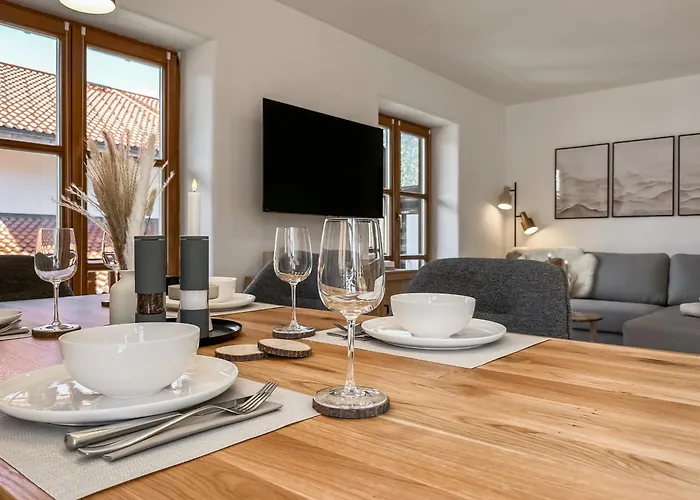 Für 6 - Bergblick, Balkon, Kamin, Kino, Yoga, Parkplatz Garmisch-Partenkirchen